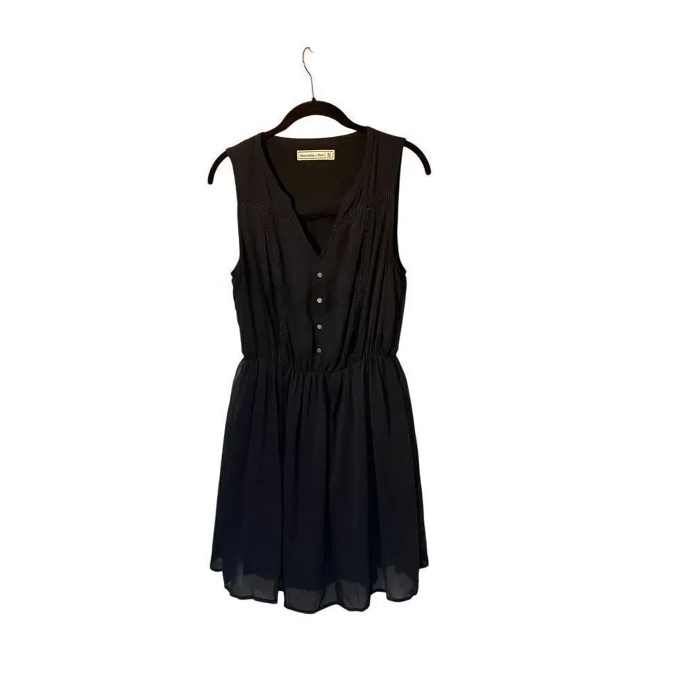 AmberCrombie & Fitch, women’s black sleeveless Gathered Waist dress size medium